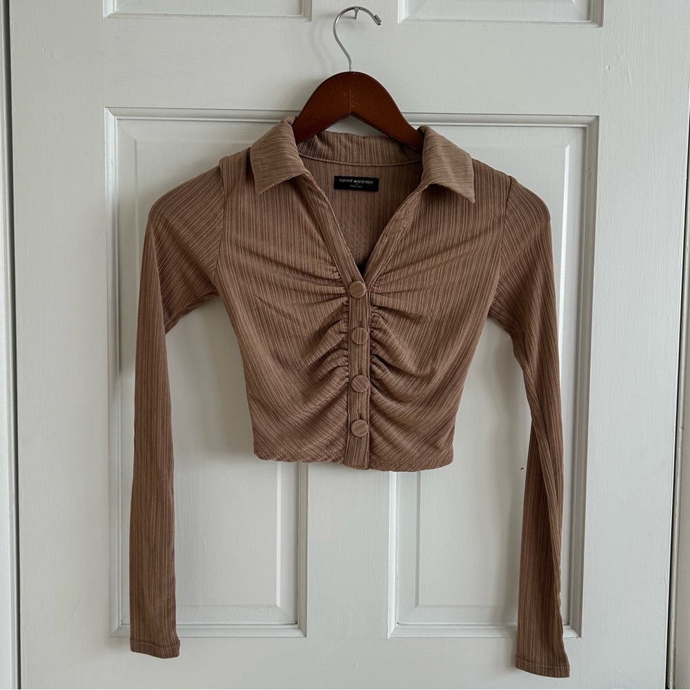 naked wardrobe tan Ruched Button-Front Crop Top